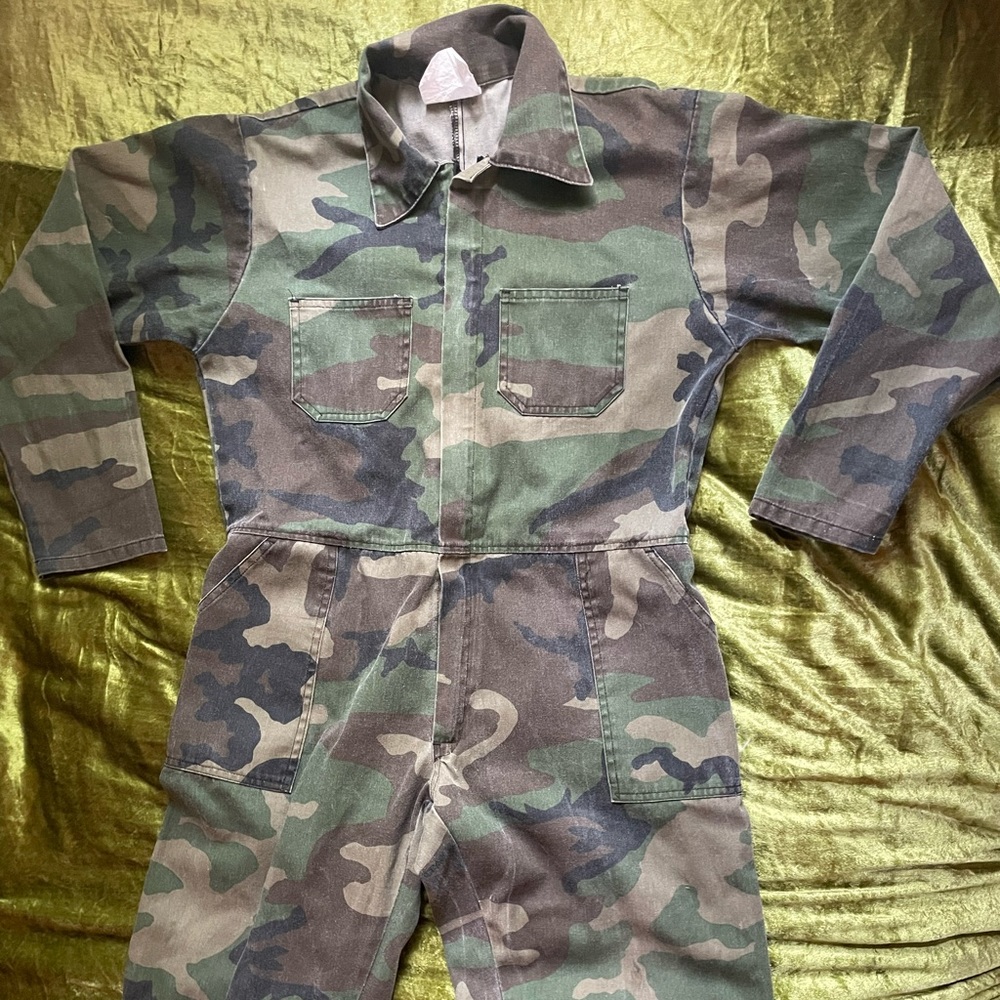 Amazing Vintage Camo Jumpsuit